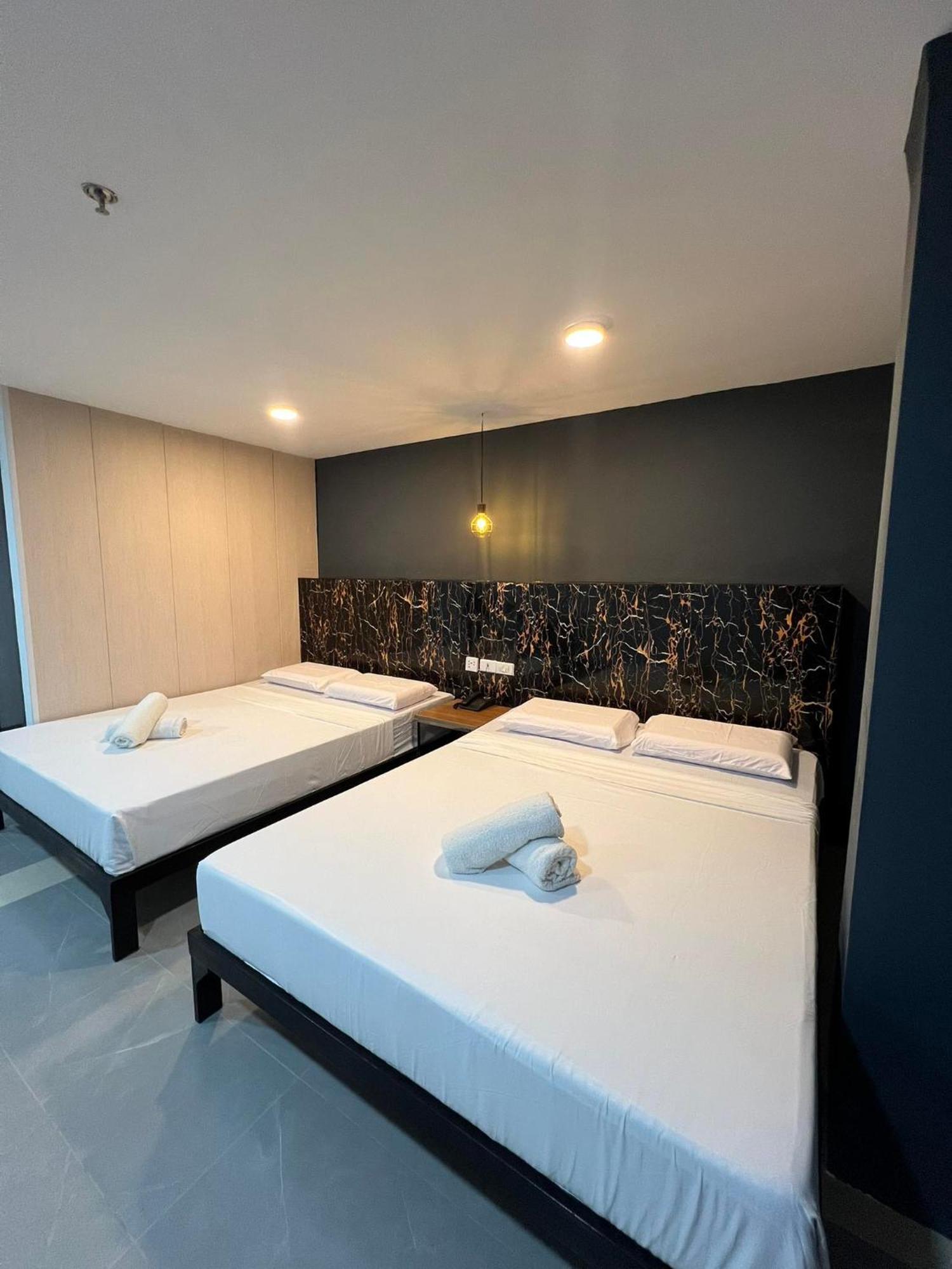 Maine City Residences Tramo Pasay Esterno foto